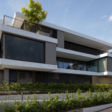 Verbund-Raffstore VR 70 / VR 90 Verbund-Raffstore VR 70 / VR 90